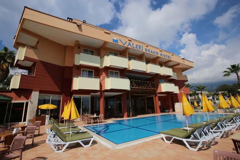 obiekt, teren hotelu, basen
