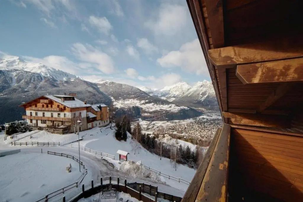 teren hotelu, balkon / taras