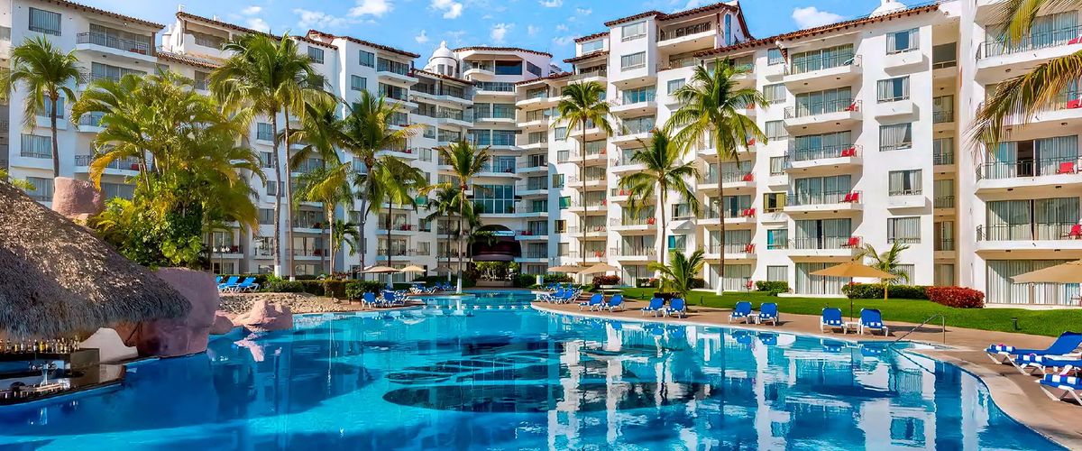 obiekt, teren hotelu, basen