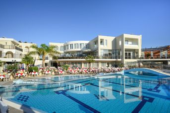 Vantaris Palace (Georgioupolis)