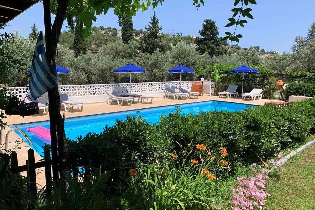 góry, teren hotelu, basen