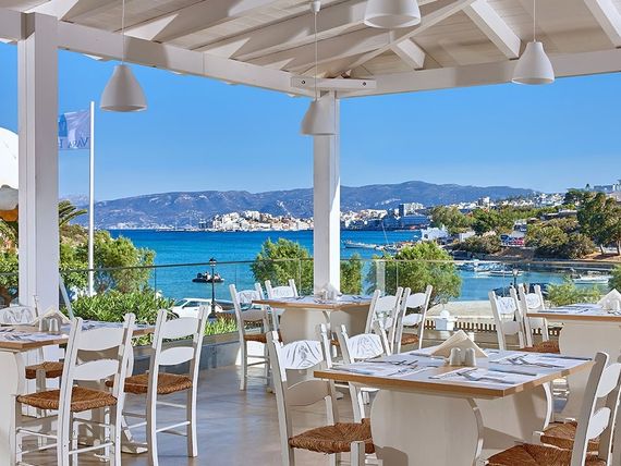 teren hotelu, restauracja, plaża
