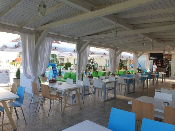 teren hotelu, restauracja