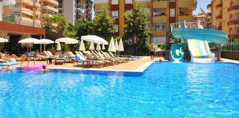 zjeżdżalnia, basen