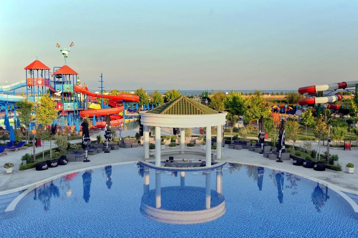 basen, aquapark, pool bar