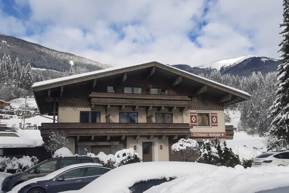 obiekt, budynek główny, teren hotelu