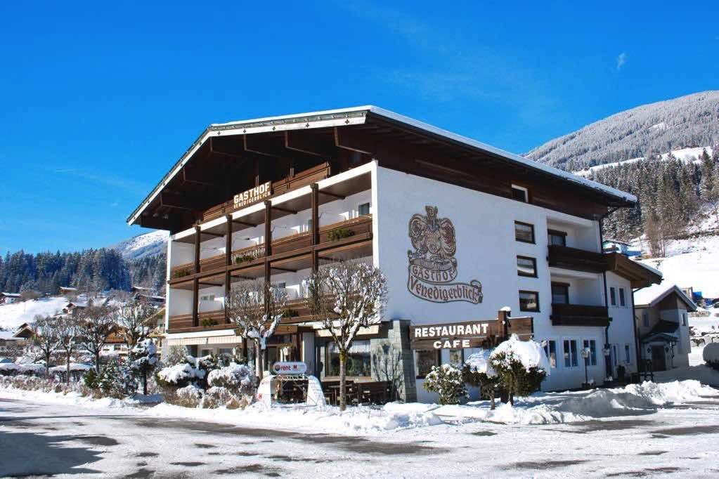 teren hotelu, budynek główny, obiekt