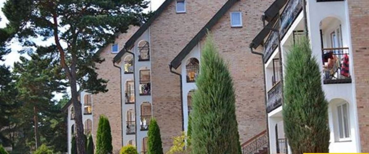 obiekt, budynek główny