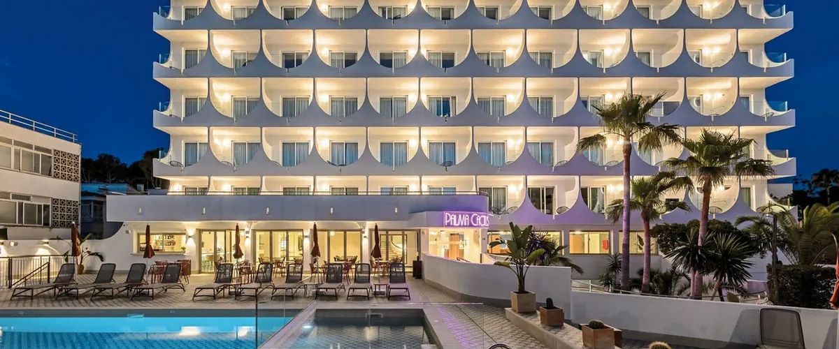 budynek główny, basen