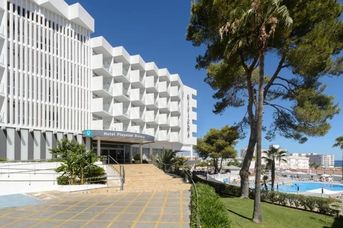 Vibra Riviera Apartments