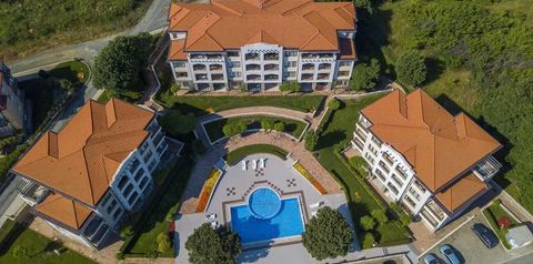 obiekt, teren hotelu, basen