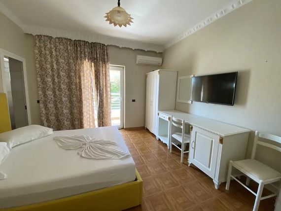 Vila Mare 3*