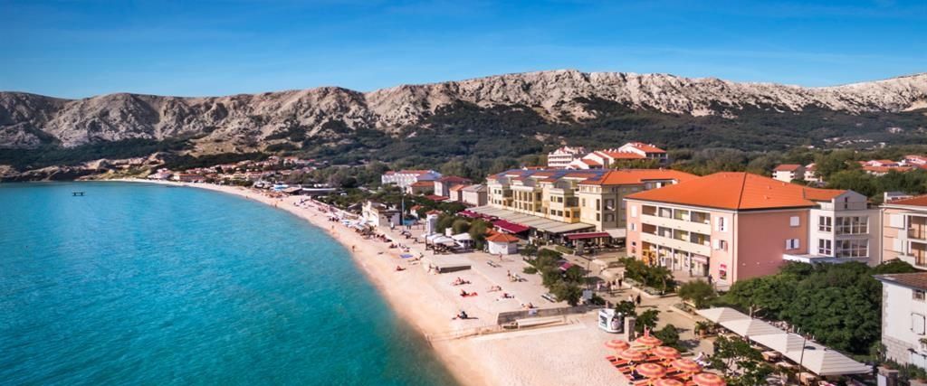 obiekt, teren hotelu