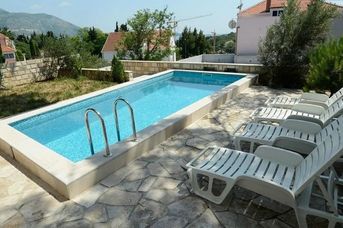 Villa Avantgarde