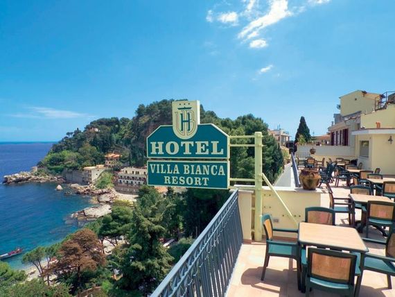 obiekt, teren hotelu, balkon / taras