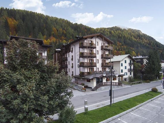 Villa Emma (Madonna Di Campiglio)
