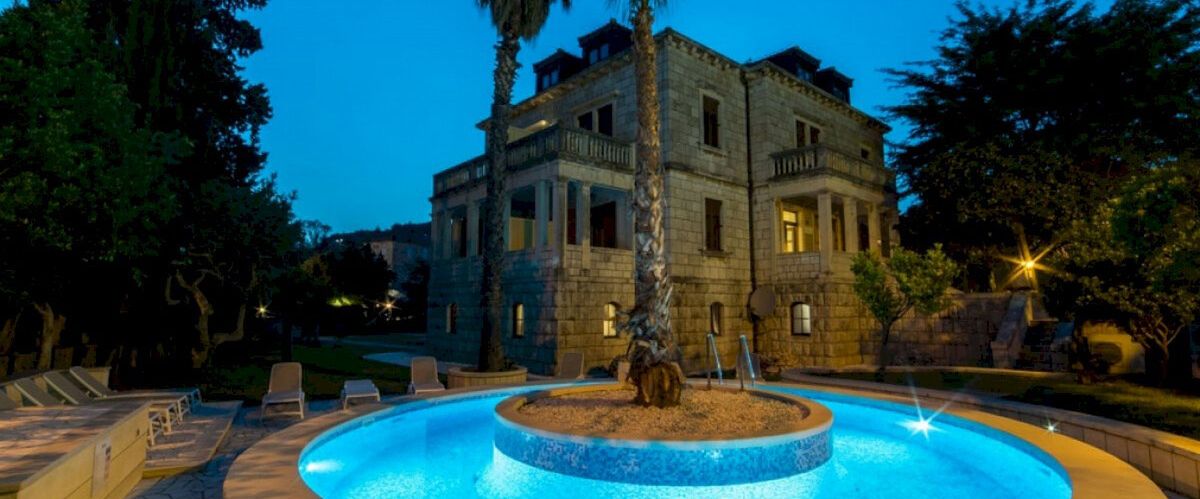 obiekt, teren hotelu, basen