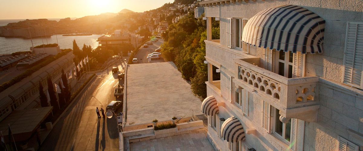 obiekt, teren hotelu