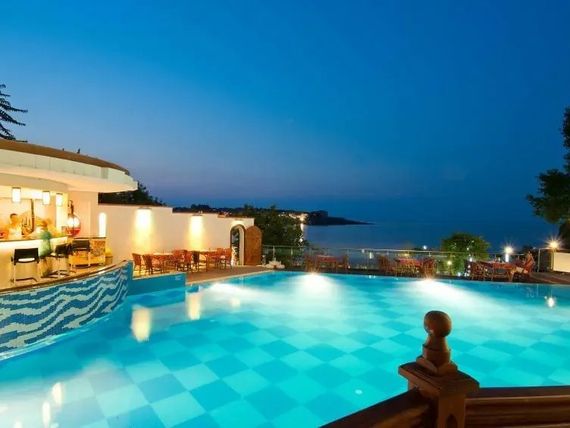 Effect Saint Mina 2*