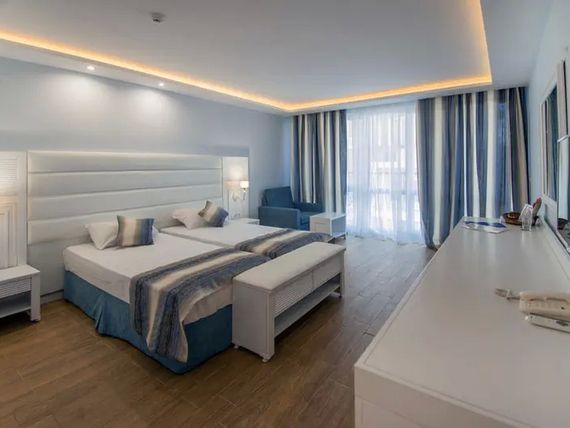 Effect Saint Mina 2*