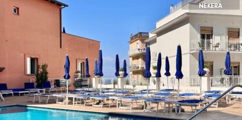 obiekt, teren hotelu, basen