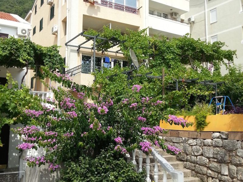 Villa Vania