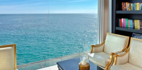 pokój z widokiem na ocean