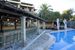 teren hotelu, basen, pool bar