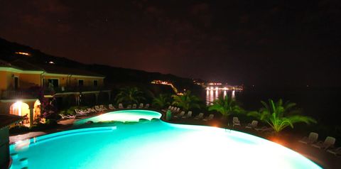 teren hotelu, basen, obiekt