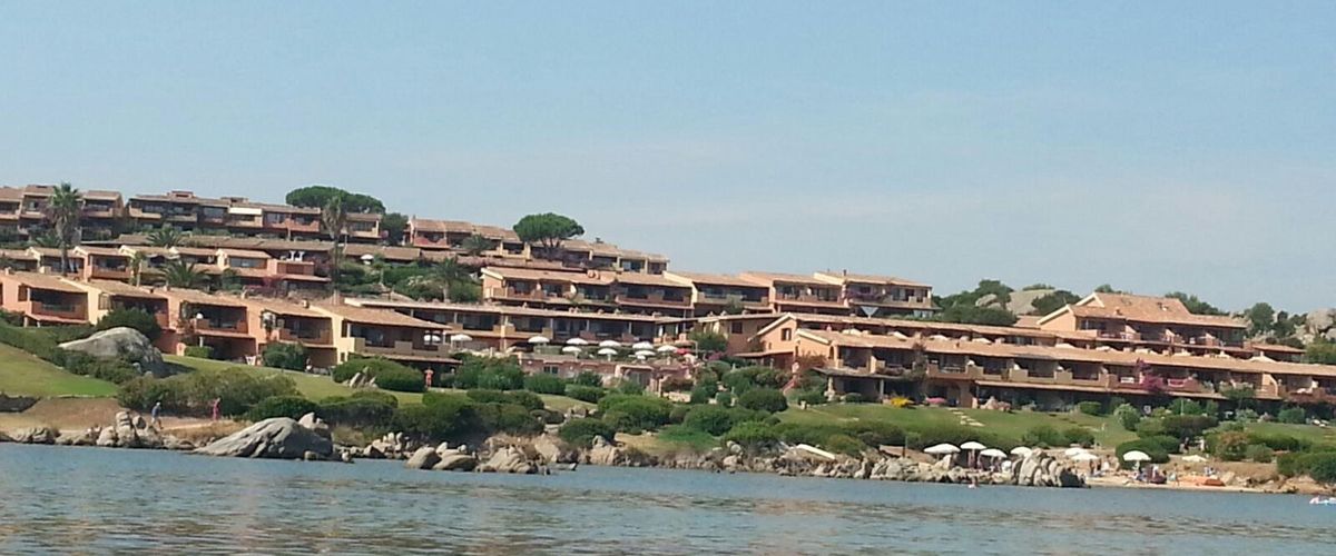 obiekt, teren hotelu