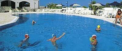 teren hotelu, obiekt, basen
