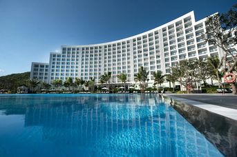 Vinpearl Resort & Spa Nha Trang Bay