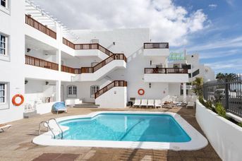 Vista Mar Apartments