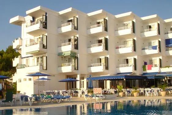 obiekt, teren hotelu, basen