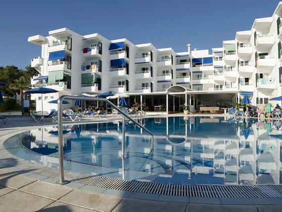 obiekt, teren hotelu, basen