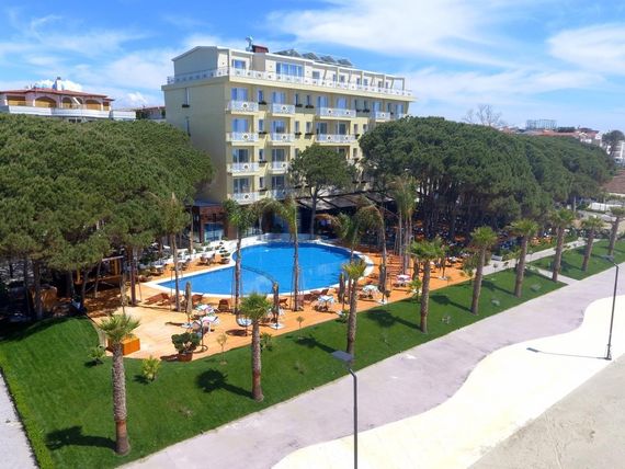 VM Resort 5*