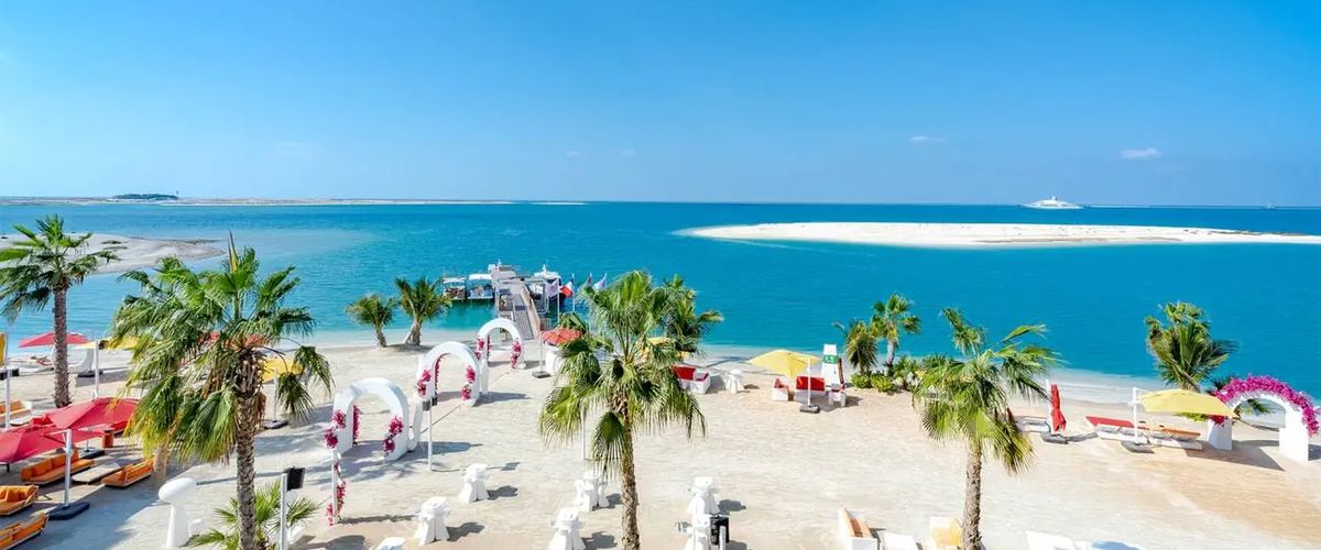 teren hotelu, beach bar, plaża