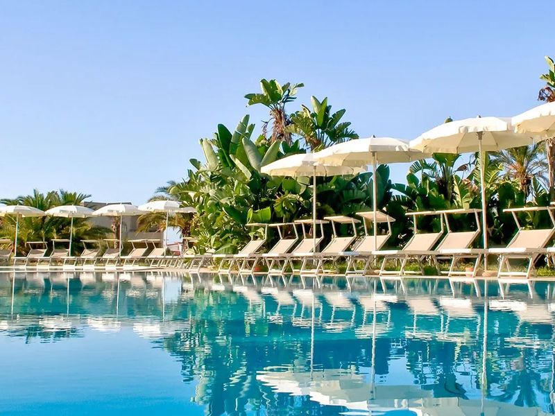 Voi Arenella Resort