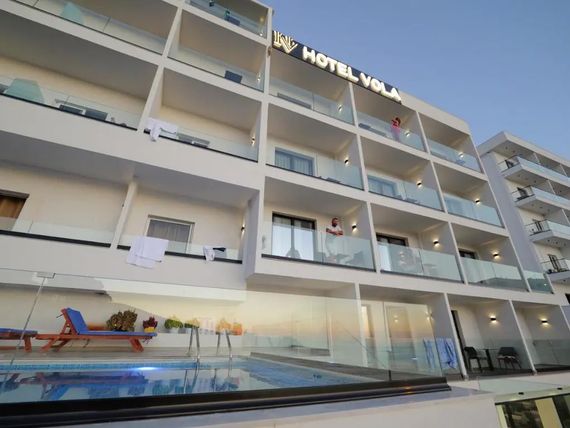 balkon / taras, basen, obiekt