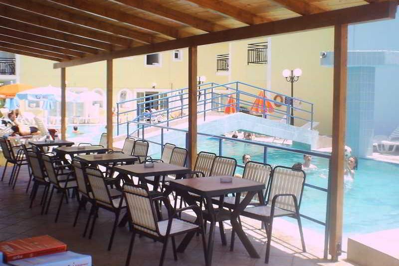 pool bar, teren hotelu, basen