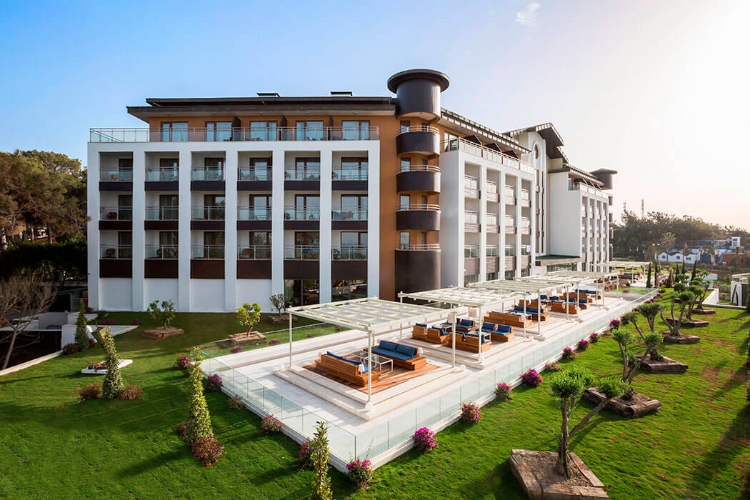 obiekt, teren hotelu