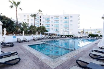 Vrissaki Apartments (ex. Trizas)