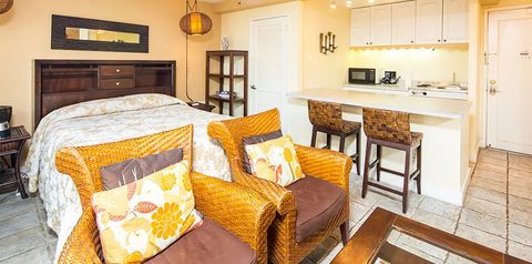 pokój, kuchnia / aneks kuchenny