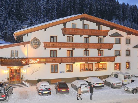 Waldhof Pension 3*