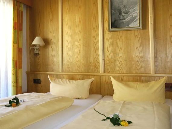 Waldhof Pension 3*
