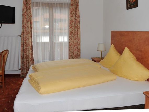 Waldhof Pension 3*