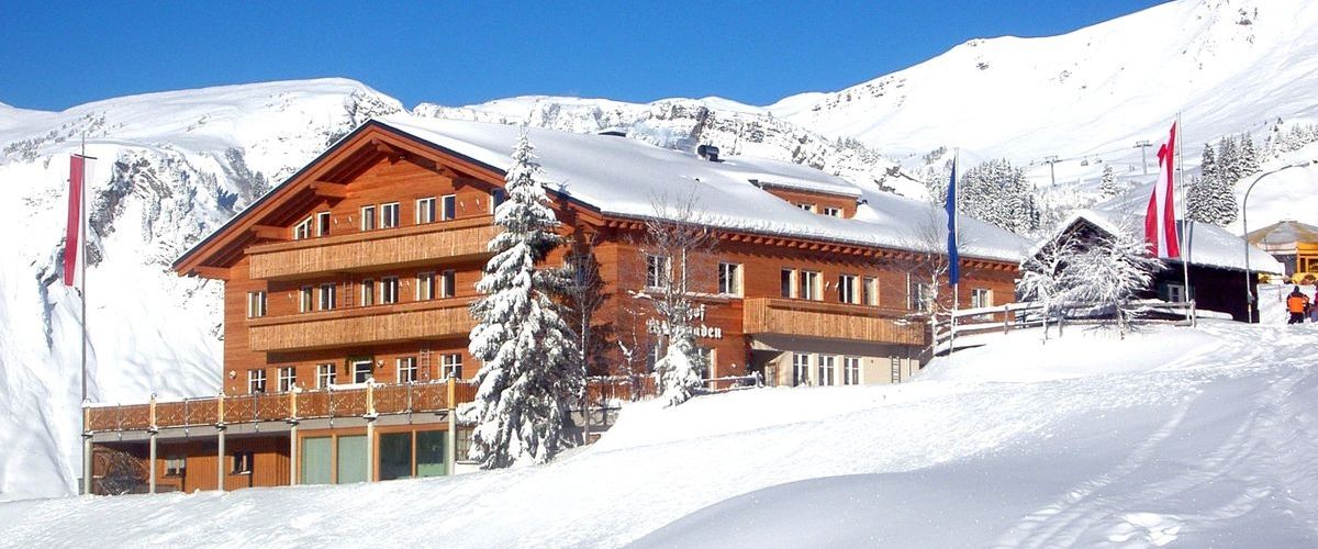 obiekt, teren hotelu