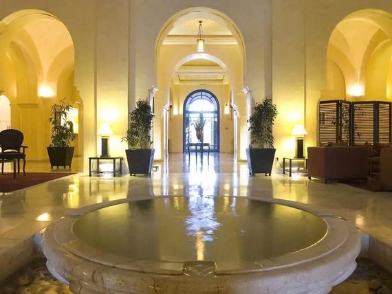 teren hotelu, recepcja / lobby