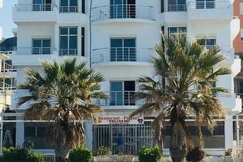 Wave Beachfront Apartments