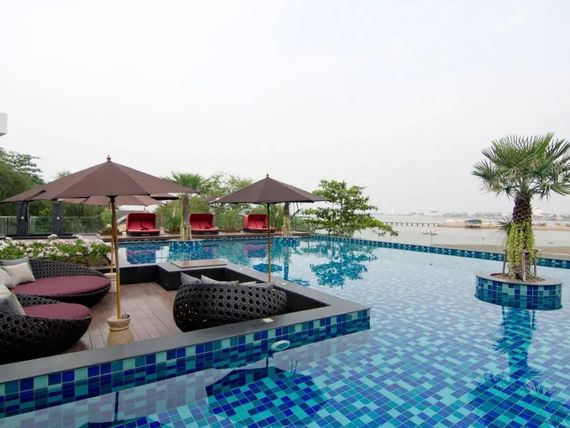 Way by Garden Seaview Resort